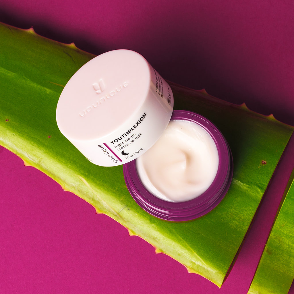 Younique Glowplexion Reiniger Anwendung und Erfahrungen